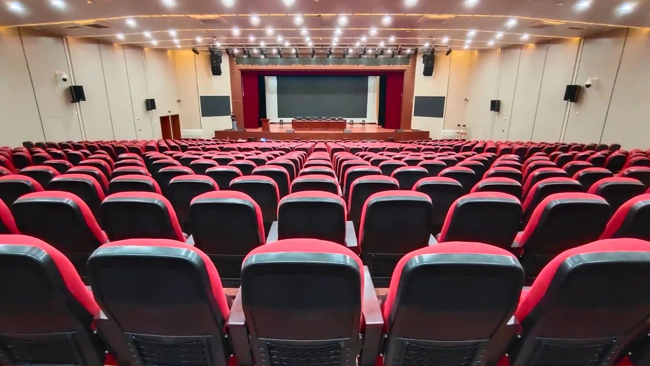 航天廣電會議擴聲系統(tǒng)工程產(chǎn)品服務(wù)于六安市某學(xué)校！